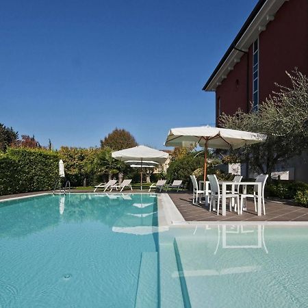 Vialeromadodici Rooms & Apartments لاتيزي المظهر الخارجي الصورة