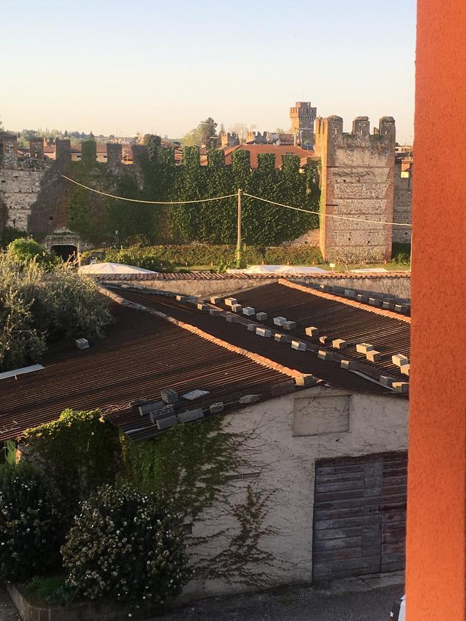 Vialeromadodici Rooms & Apartments لاتيزي الغرفة الصورة